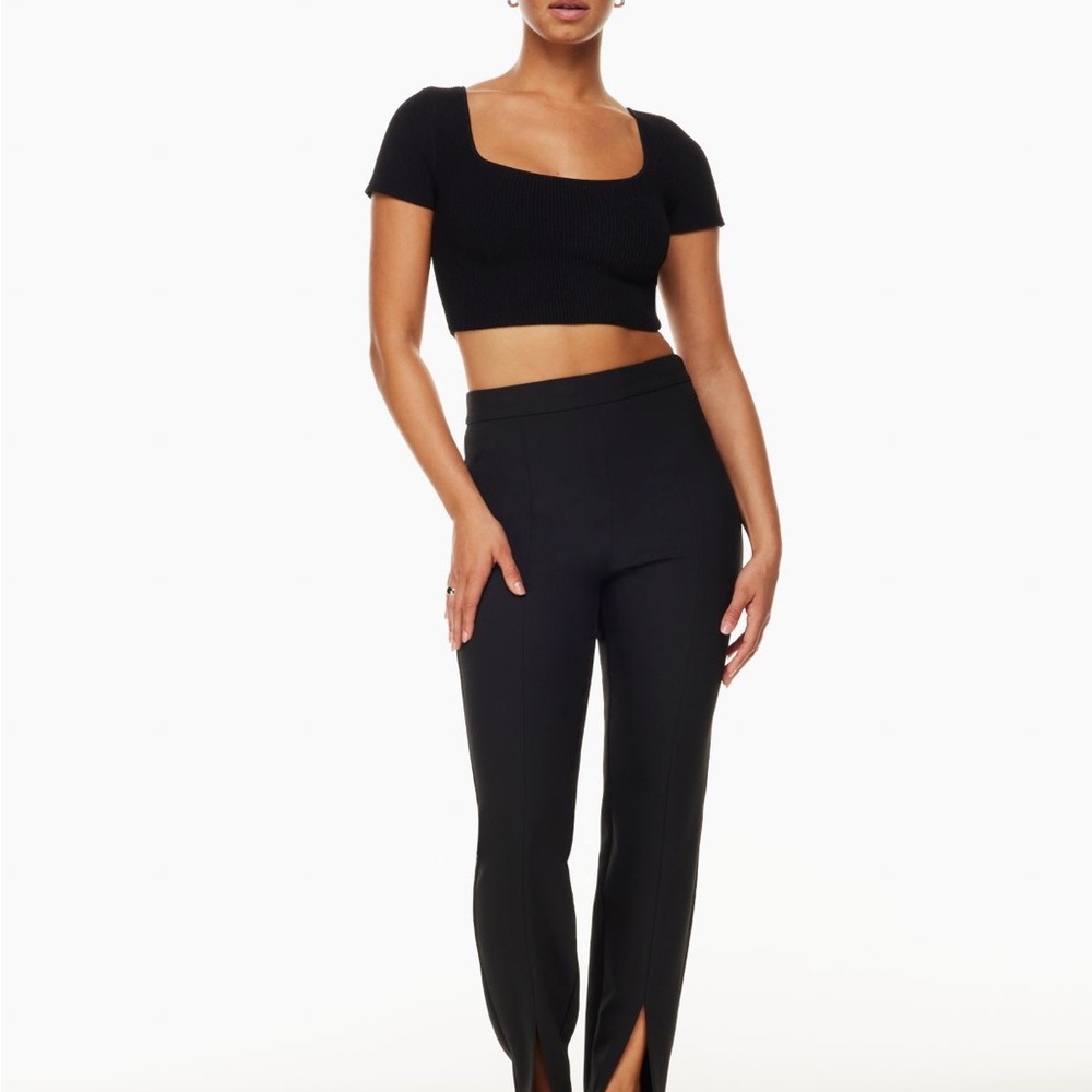 Brand new Babaton Sculpt Knit Squareneck Top